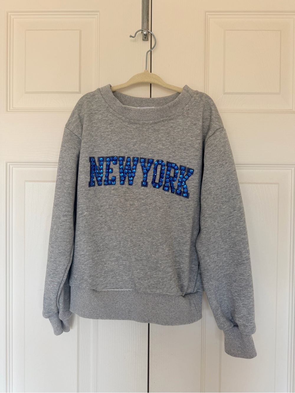 Lola and the Boys New York sweatshirt